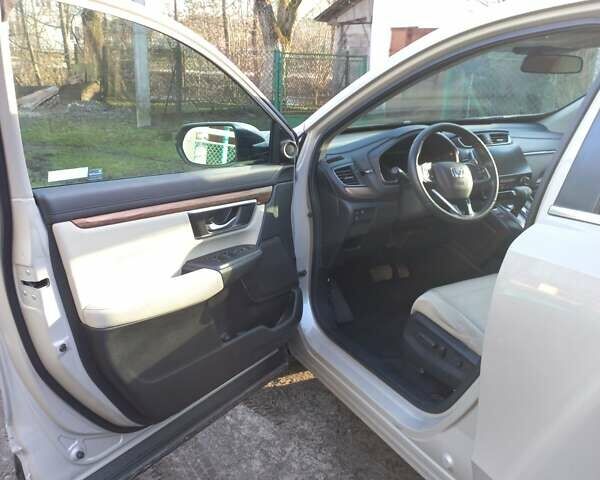 Серый Хонда СРВ, объемом двигателя 1.5 л и пробегом 45 тыс. км за 24900 $, фото 12 на Automoto.ua