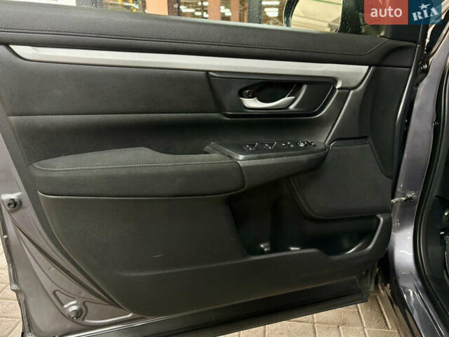 Серый Хонда СРВ, объемом двигателя 2 л и пробегом 89 тыс. км за 26800 $, фото 10 на Automoto.ua