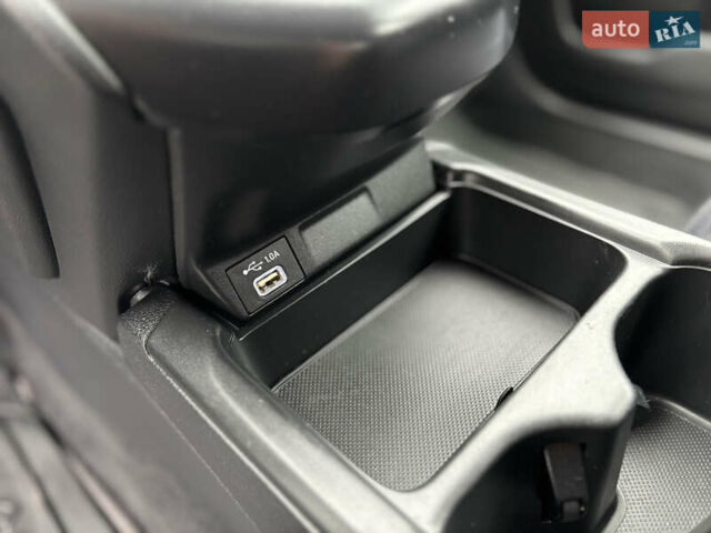 Серый Хонда СРВ, объемом двигателя 2 л и пробегом 89 тыс. км за 26800 $, фото 33 на Automoto.ua