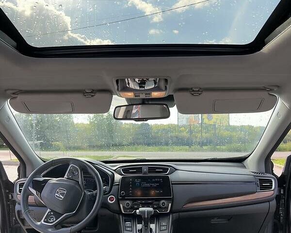 Серый Хонда СРВ, объемом двигателя 1.5 л и пробегом 39 тыс. км за 31950 $, фото 2 на Automoto.ua