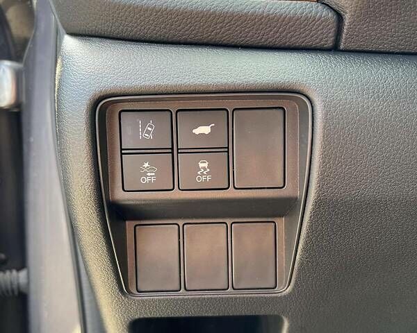 Серый Хонда СРВ, объемом двигателя 1.5 л и пробегом 39 тыс. км за 31950 $, фото 3 на Automoto.ua