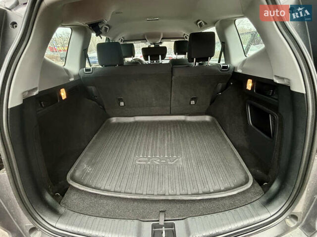 Серый Хонда СРВ, объемом двигателя 2 л и пробегом 89 тыс. км за 26800 $, фото 28 на Automoto.ua