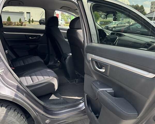 Серый Хонда СРВ, объемом двигателя 1.5 л и пробегом 120 тыс. км за 25000 $, фото 11 на Automoto.ua