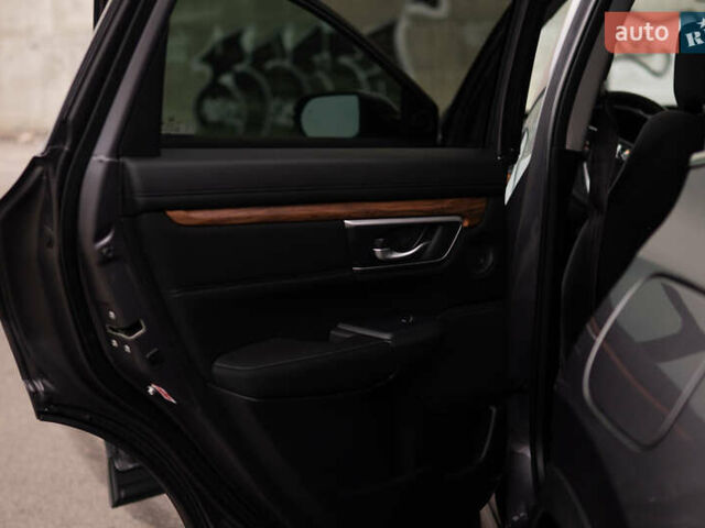 Серый Хонда СРВ, объемом двигателя 1.99 л и пробегом 156 тыс. км за 26100 $, фото 12 на Automoto.ua