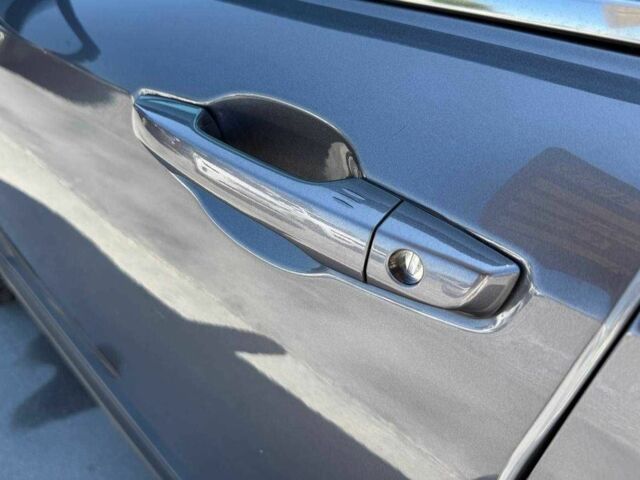 Серый Хонда СРВ, объемом двигателя 1.5 л и пробегом 68 тыс. км за 20500 $, фото 4 на Automoto.ua