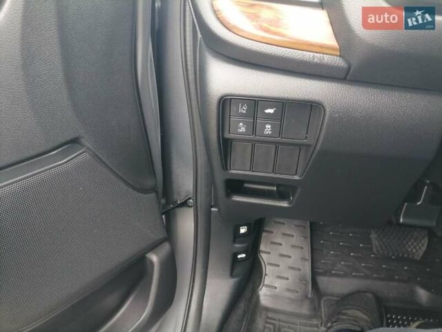 Серый Хонда СРВ, объемом двигателя 2 л и пробегом 64 тыс. км за 28999 $, фото 30 на Automoto.ua