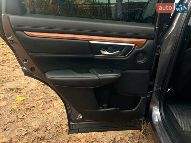 Серый Хонда СРВ, объемом двигателя 2 л и пробегом 89 тыс. км за 27990 $, фото 23 на Automoto.ua