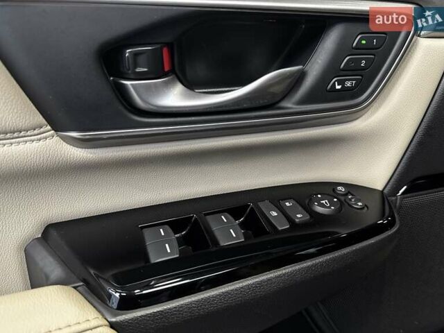 Серый Хонда СРВ, объемом двигателя 1.99 л и пробегом 48 тыс. км за 35500 $, фото 23 на Automoto.ua