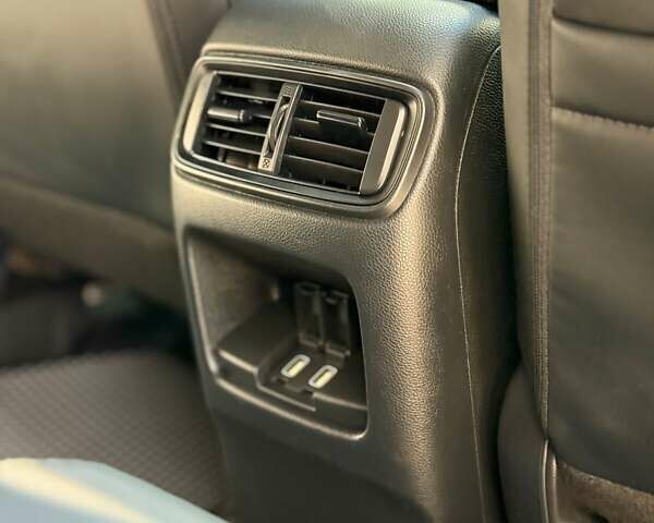 Серый Хонда СРВ, объемом двигателя 1.99 л и пробегом 85 тыс. км за 27500 $, фото 8 на Automoto.ua