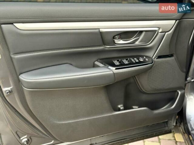 Серый Хонда СРВ, объемом двигателя 1.5 л и пробегом 42 тыс. км за 28700 $, фото 16 на Automoto.ua