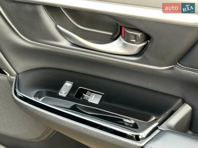 Серый Хонда СРВ, объемом двигателя 1.5 л и пробегом 42 тыс. км за 28700 $, фото 30 на Automoto.ua