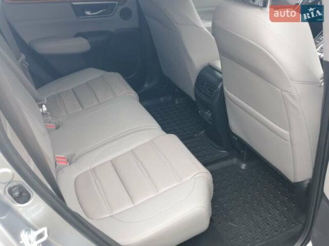 Серый Хонда СРВ, объемом двигателя 2 л и пробегом 64 тыс. км за 28999 $, фото 17 на Automoto.ua