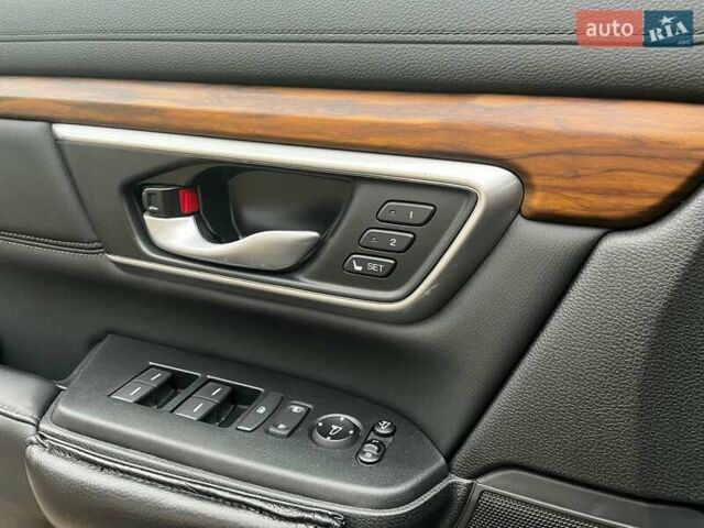 Сірий Хонда СРВ, об'ємом двигуна 2.36 л та пробігом 50 тис. км за 32002 $, фото 19 на Automoto.ua