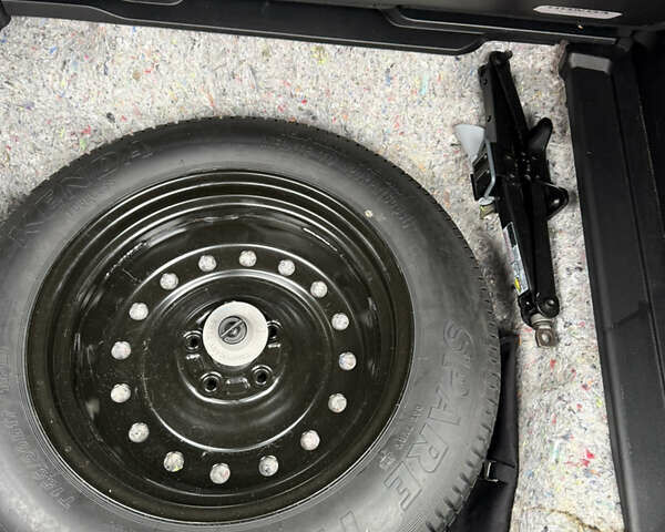 Хонда СРВ 2023 в Киеве на Automoto.ua Серый Хонда СРВ, объемом двигателя 1.5 л и пробегом 15 тыс. км за 33500 $, фото 18 на Automoto.ua