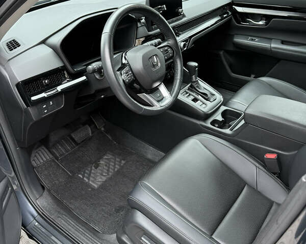 Хонда СРВ 2023 в Киеве на Automoto.ua Серый Хонда СРВ, объемом двигателя 1.5 л и пробегом 15 тыс. км за 33500 $, фото 9 на Automoto.ua