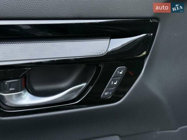 Сірий Хонда СРВ, об'ємом двигуна 1.99 л та пробігом 18 тис. км за 51999 $, фото 38 на Automoto.ua