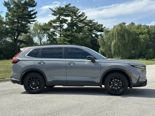 Сірий Хонда СРВ, об'ємом двигуна 2 л та пробігом 28 тис. км за 20000 $, фото 5 на Automoto.ua