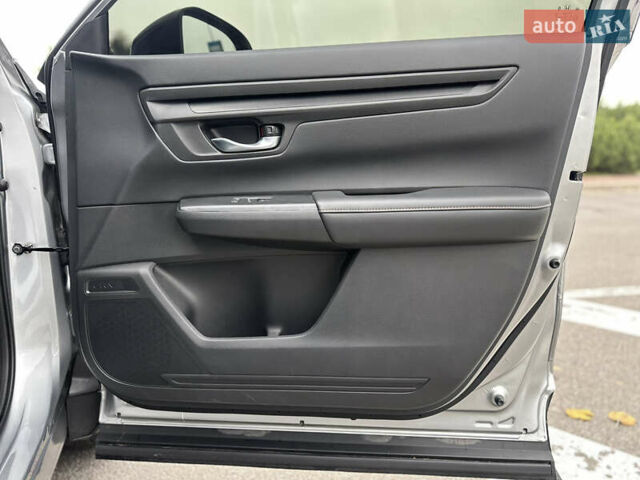 Сірий Хонда СРВ, об'ємом двигуна 1.99 л та пробігом 10 тис. км за 38499 $, фото 39 на Automoto.ua