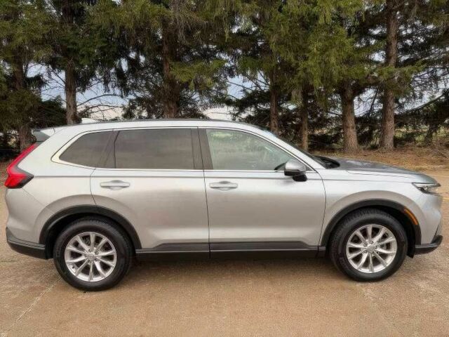 Серый Хонда СРВ, объемом двигателя 1.5 л и пробегом 15 тыс. км за 22000 $, фото 2 на Automoto.ua