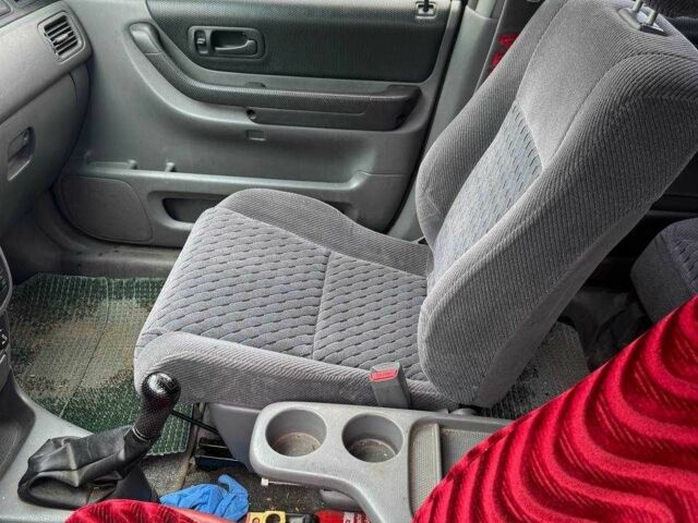 Синий Хонда СРВ, объемом двигателя 2 л и пробегом 286 тыс. км за 3600 $, фото 5 на Automoto.ua