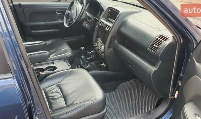 Хонда СРВ 2005 в Сумах на Automoto.ua Синий Хонда СРВ, объемом двигателя 2.2 л и пробегом 240 тыс. км за 6300 $, фото 3 на Automoto.ua