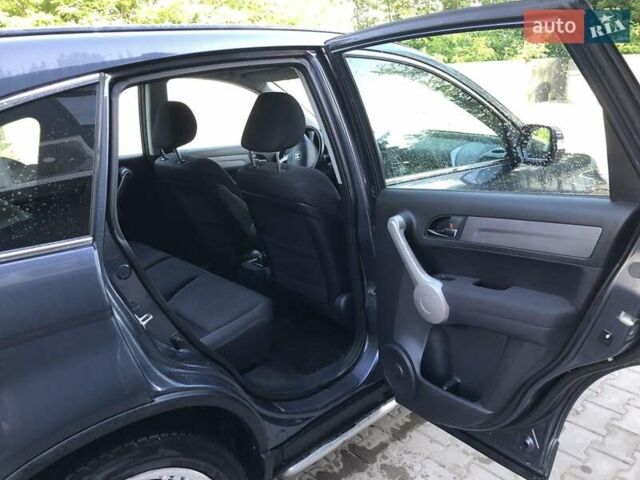 Синий Хонда СРВ, объемом двигателя 2.2 л и пробегом 211 тыс. км за 11500 $, фото 2 на Automoto.ua