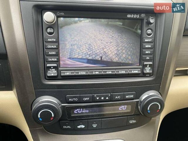 Хонда СРВ 2007 в Луцке на Automoto.ua Синий Хонда СРВ, объемом двигателя 2 л и пробегом 222 тыс. км за 10800 $, фото 28 на Automoto.ua