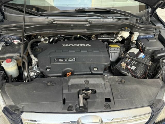 Синий Хонда СРВ, объемом двигателя 2.2 л и пробегом 258 тыс. км за 5800 $, фото 3 на Automoto.ua