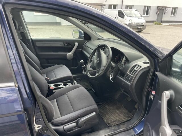 Синий Хонда СРВ, объемом двигателя 2.2 л и пробегом 220 тыс. км за 4317 $, фото 4 на Automoto.ua