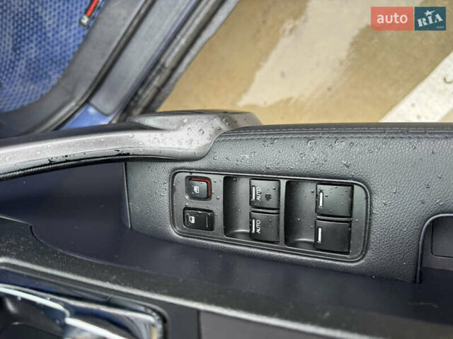 Синій Хонда СРВ, об'ємом двигуна 2.2 л та пробігом 295 тис. км за 11500 $, фото 10 на Automoto.ua