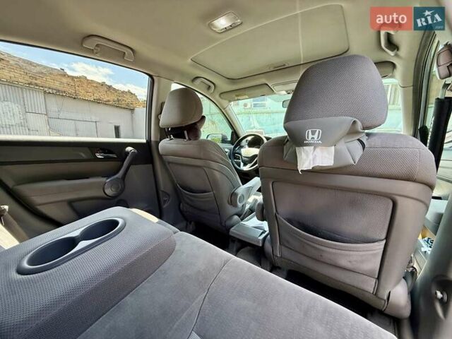 Синій Хонда СРВ, об'ємом двигуна 2.4 л та пробігом 253 тис. км за 9999 $, фото 17 на Automoto.ua