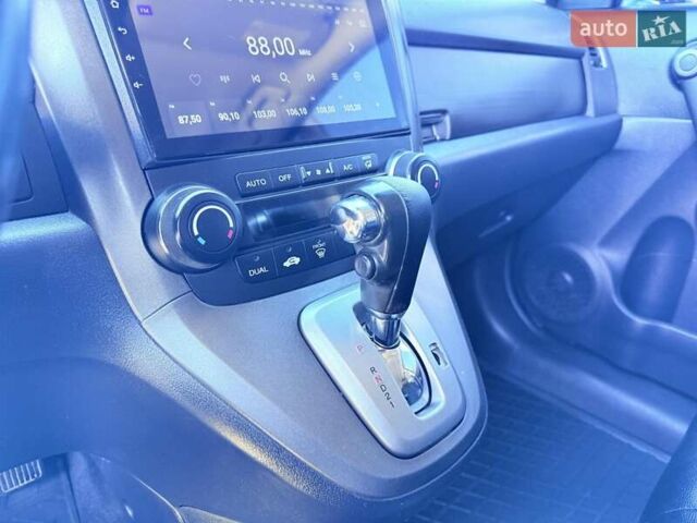Синий Хонда СРВ, объемом двигателя 2.2 л и пробегом 257 тыс. км за 12900 $, фото 34 на Automoto.ua