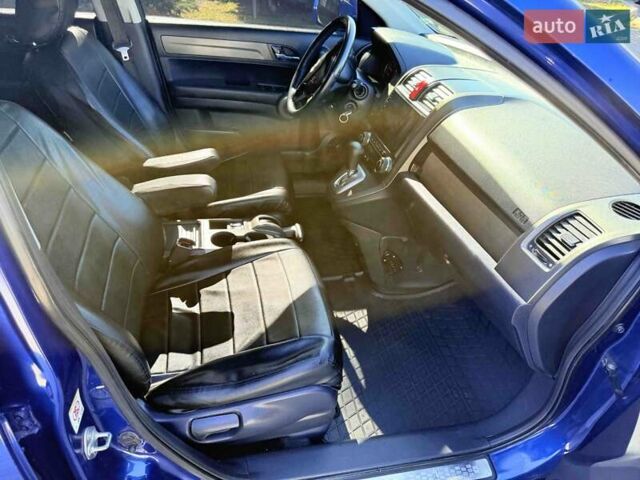 Синий Хонда СРВ, объемом двигателя 2.2 л и пробегом 257 тыс. км за 12900 $, фото 12 на Automoto.ua
