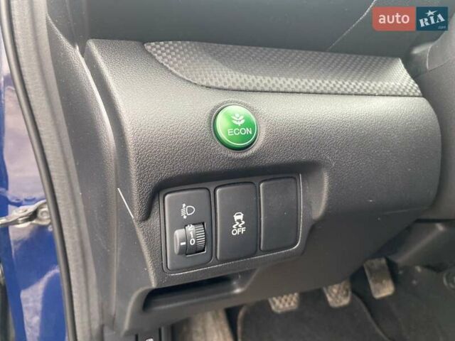 Синий Хонда СРВ, объемом двигателя 1.6 л и пробегом 169 тыс. км за 13850 $, фото 25 на Automoto.ua