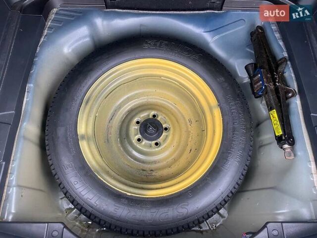 Синий Хонда СРВ, объемом двигателя 1.6 л и пробегом 169 тыс. км за 13850 $, фото 11 на Automoto.ua