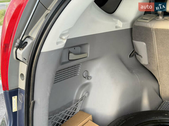 Синий Хонда СРВ, объемом двигателя 2.4 л и пробегом 250 тыс. км за 12777 $, фото 84 на Automoto.ua