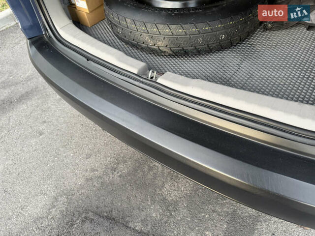 Синий Хонда СРВ, объемом двигателя 2.4 л и пробегом 250 тыс. км за 12777 $, фото 79 на Automoto.ua