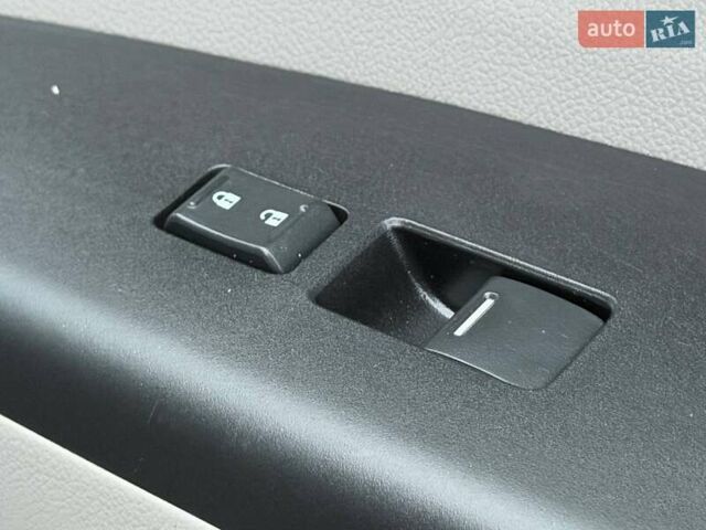 Синий Хонда СРВ, объемом двигателя 2.4 л и пробегом 158 тыс. км за 12999 $, фото 43 на Automoto.ua