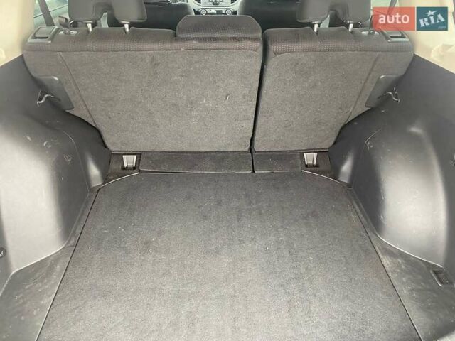 Синий Хонда СРВ, объемом двигателя 1.6 л и пробегом 169 тыс. км за 13850 $, фото 9 на Automoto.ua