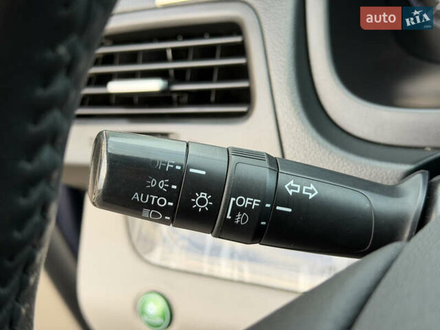 Синий Хонда СРВ, объемом двигателя 2.4 л и пробегом 250 тыс. км за 12777 $, фото 47 на Automoto.ua