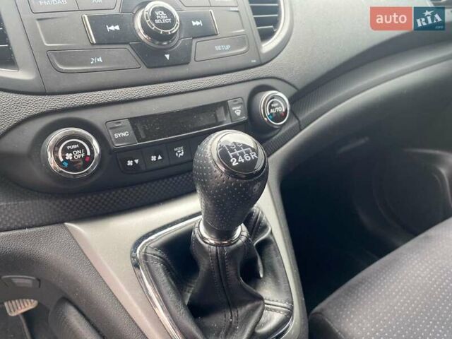 Синий Хонда СРВ, объемом двигателя 1.6 л и пробегом 169 тыс. км за 13850 $, фото 20 на Automoto.ua