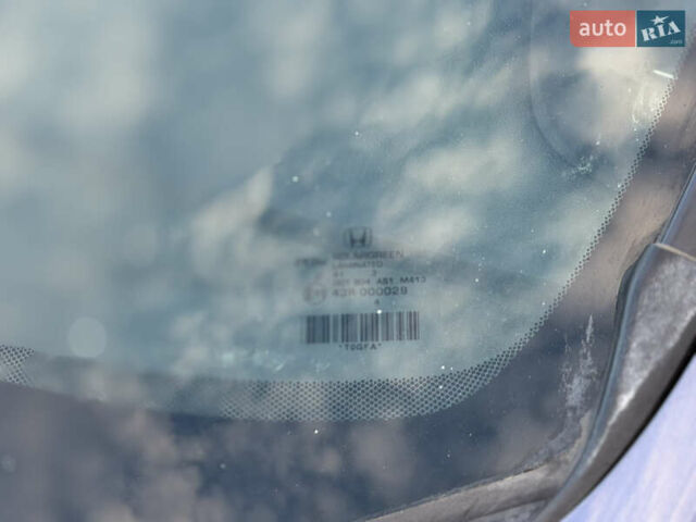 Синий Хонда СРВ, объемом двигателя 2.4 л и пробегом 250 тыс. км за 12777 $, фото 33 на Automoto.ua