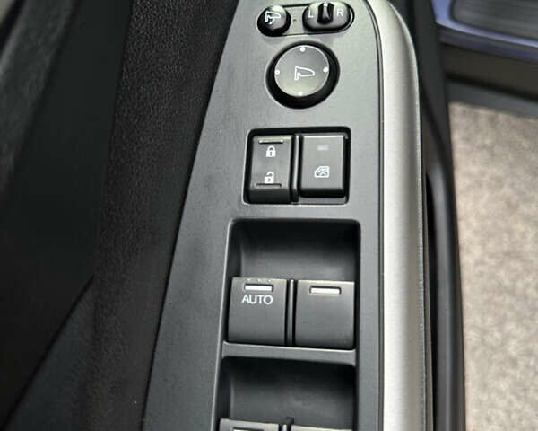 Синій Хонда СРВ, об'ємом двигуна 2.35 л та пробігом 227 тис. км за 15800 $, фото 14 на Automoto.ua