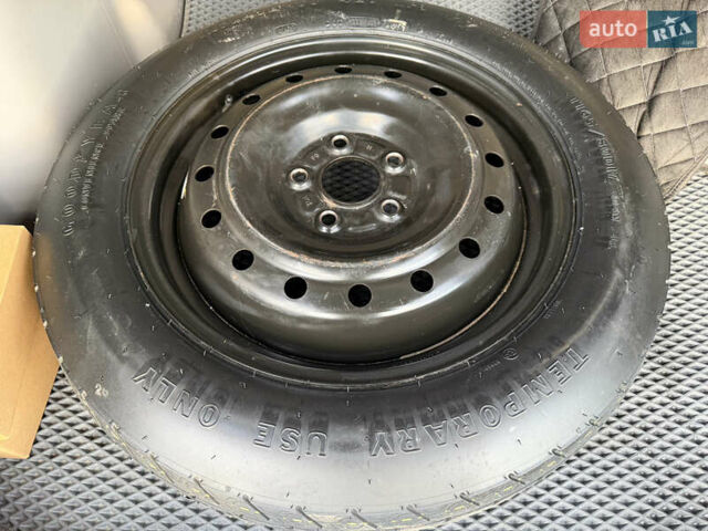 Синий Хонда СРВ, объемом двигателя 2.4 л и пробегом 250 тыс. км за 12777 $, фото 85 на Automoto.ua