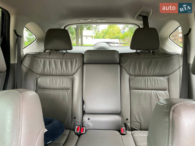 Хонда СРВ 2014 в Киеве на Automoto.ua Синий Хонда СРВ, объемом двигателя 2.4 л и пробегом 143 тыс. км за 16490 $, фото 29 на Automoto.ua