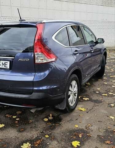 Хонда СРВ 2014 в Василькове на Automoto.ua Синий Хонда СРВ, объемом двигателя 2.35 л и пробегом 190 тыс. км за 15800 $, фото 9 на Automoto.ua