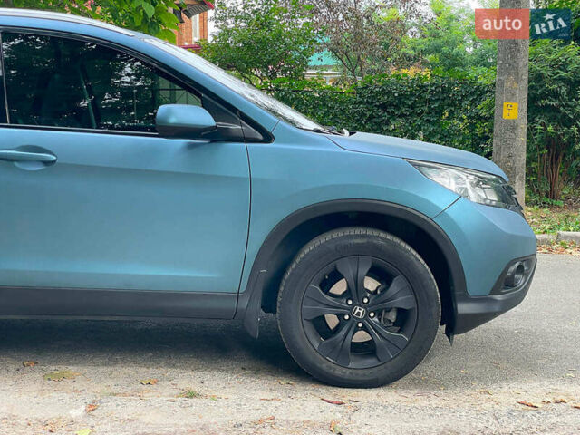 Хонда СРВ 2014 в Киеве на Automoto.ua Синий Хонда СРВ, объемом двигателя 2.4 л и пробегом 143 тыс. км за 16490 $, фото 1 на Automoto.ua
