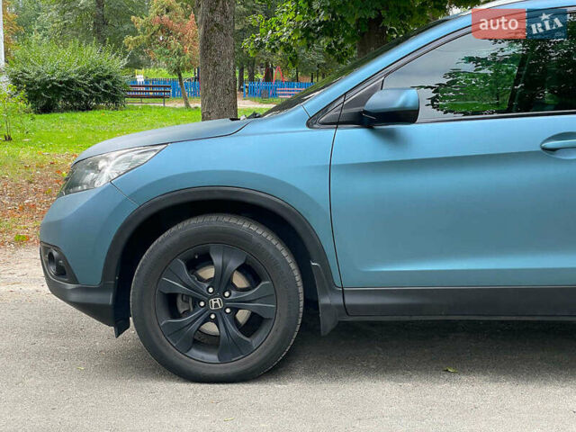 Хонда СРВ 2014 в Киеве на Automoto.ua Синий Хонда СРВ, объемом двигателя 2.4 л и пробегом 143 тыс. км за 16490 $, фото 9 на Automoto.ua