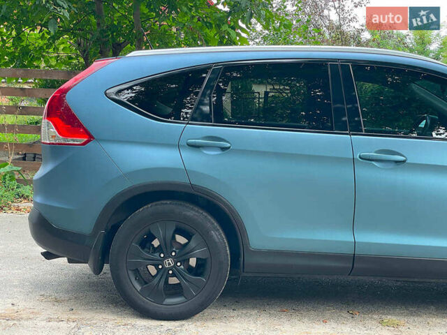 Хонда СРВ 2014 в Киеве на Automoto.ua Синий Хонда СРВ, объемом двигателя 2.4 л и пробегом 143 тыс. км за 16490 $, фото 4 на Automoto.ua