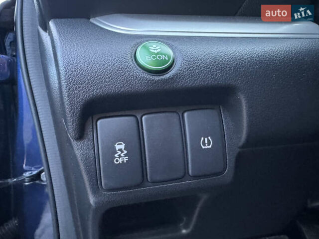 Синій Хонда СРВ, об'ємом двигуна 2.35 л та пробігом 63 тис. км за 18700 $, фото 13 на Automoto.ua